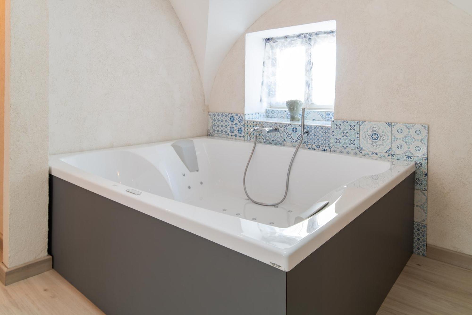 Hotel Luxurios Hot Tub-Maiori Zewnętrze zdjęcie