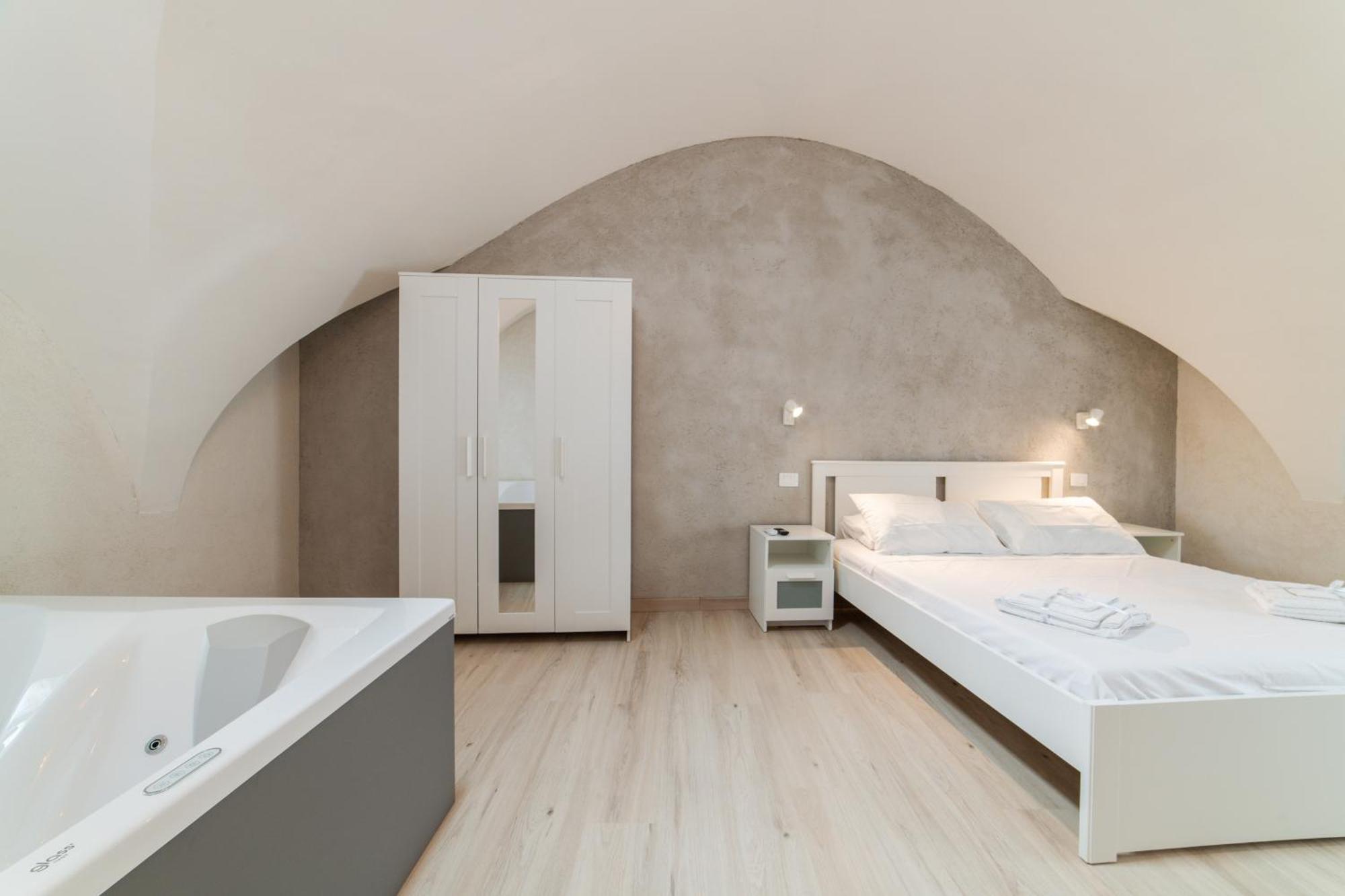 Hotel Luxurios Hot Tub-Maiori Zewnętrze zdjęcie